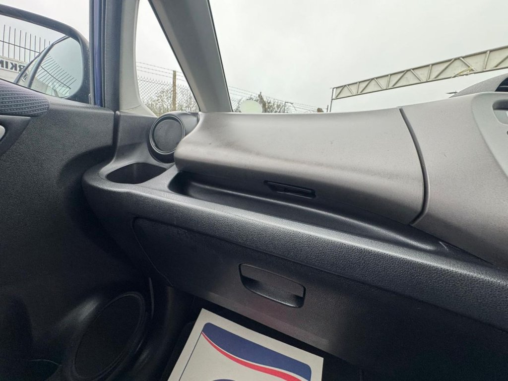 Used Honda Jazz 2009 for sale - 76724750: Photo 31