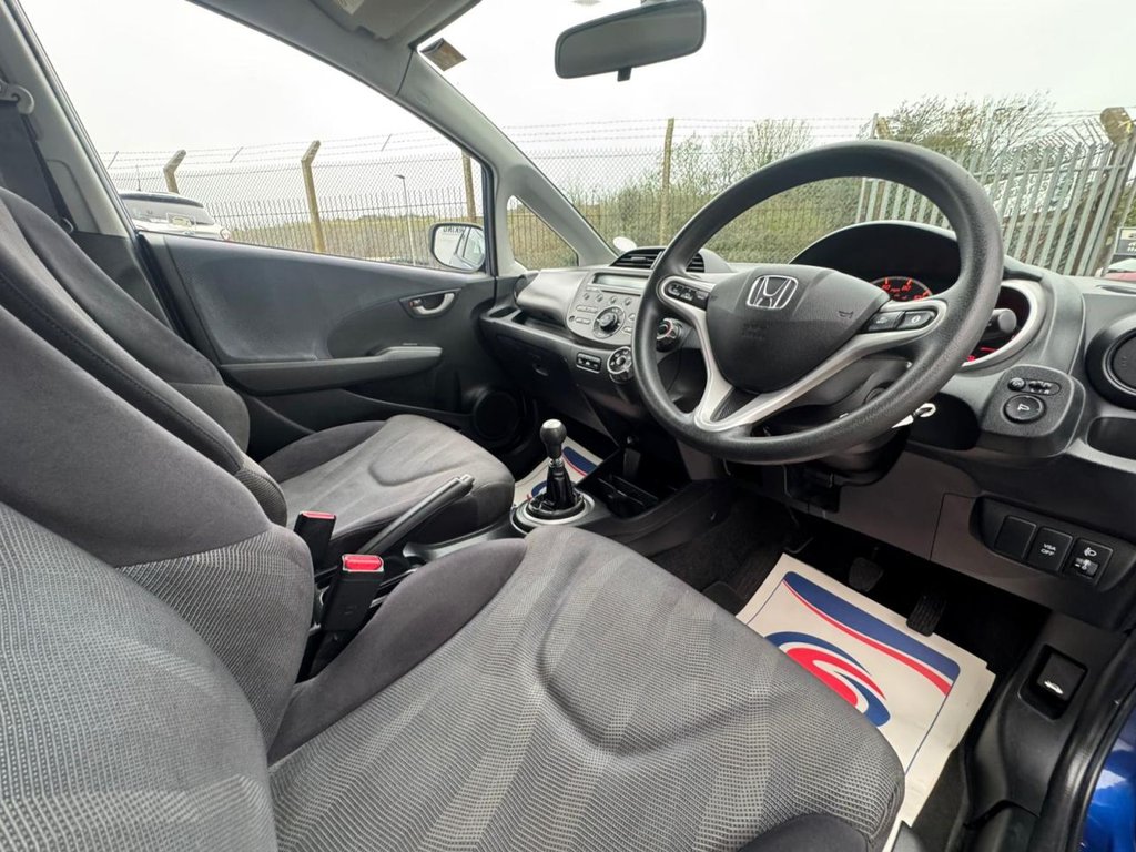 Used Honda Jazz 2009 for sale - 76724750: Photo 38