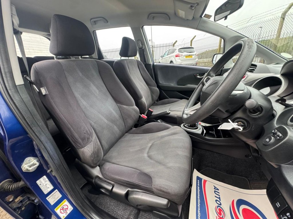 Used Honda Jazz 2009 for sale - 76724750: Photo 39