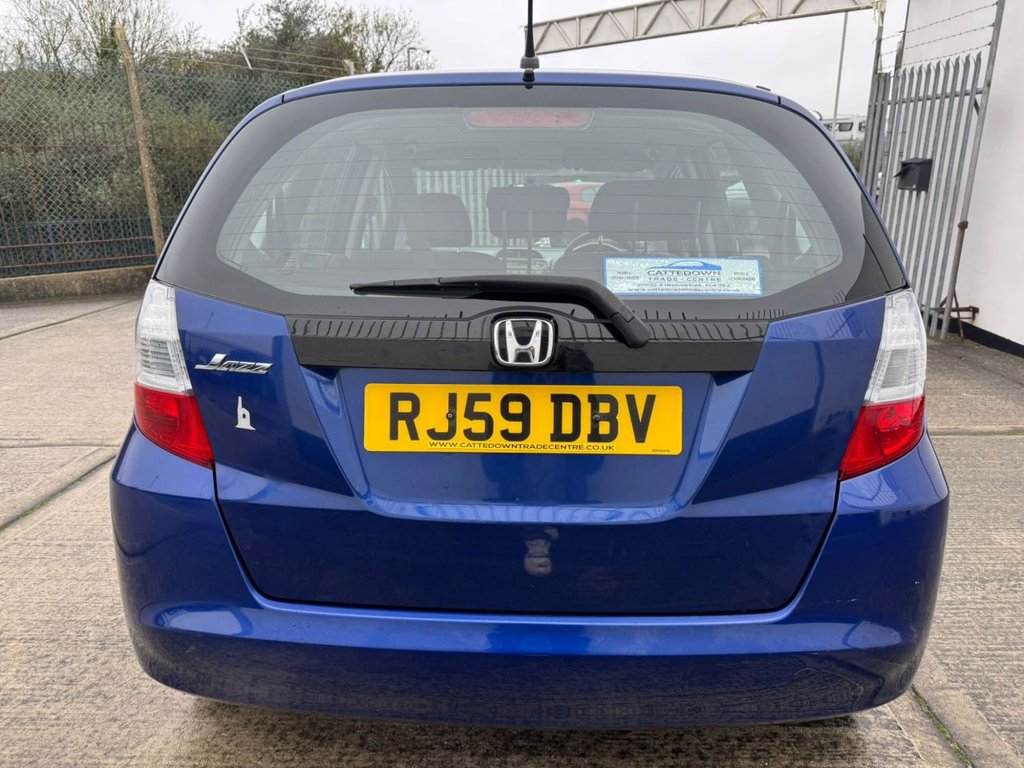 Used Honda Jazz 2009 for sale - 76724750: Photo 4