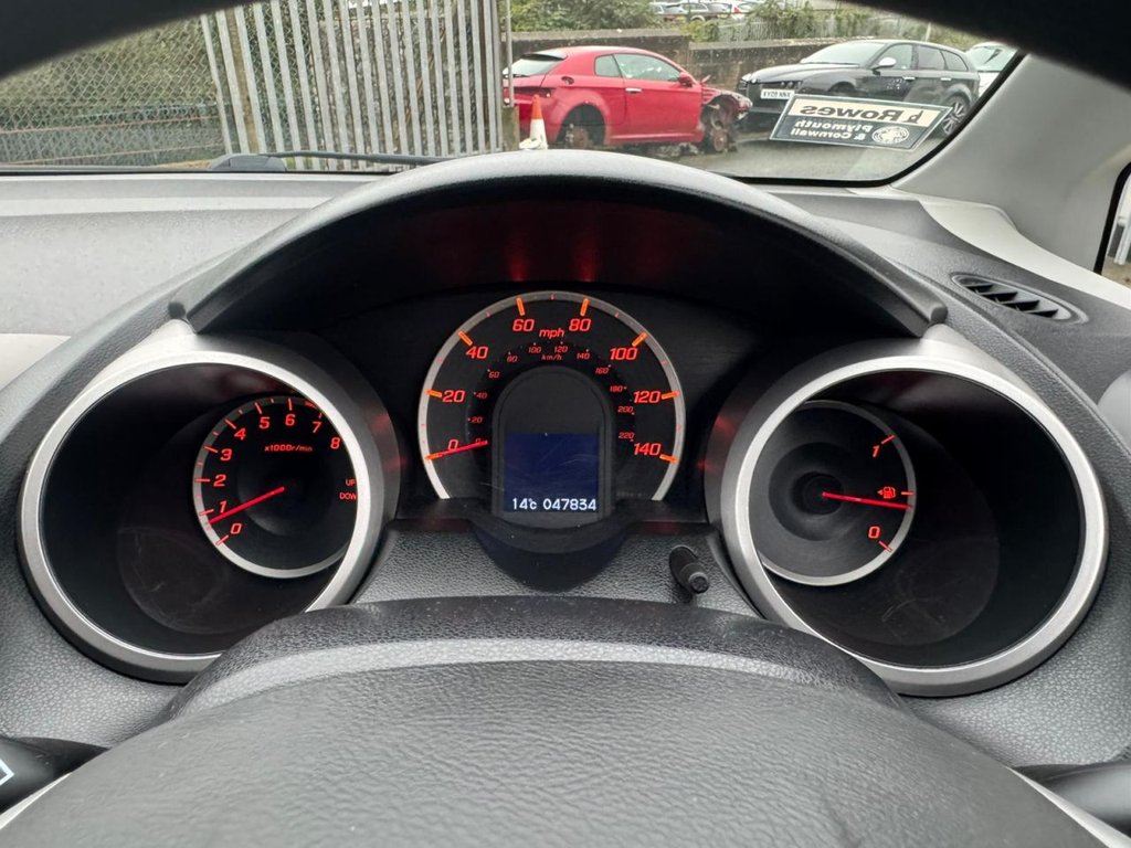 Used Honda Jazz 2009 for sale - 76724750: Photo 41