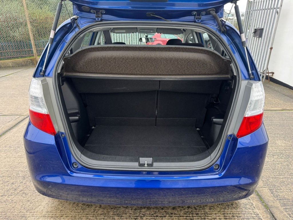 Used Honda Jazz 2009 for sale - 76724750: Photo 5