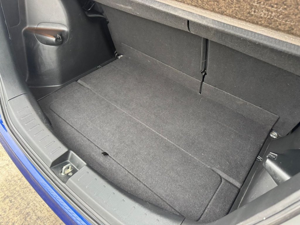 Used Honda Jazz 2009 for sale - 76724750: Photo 6