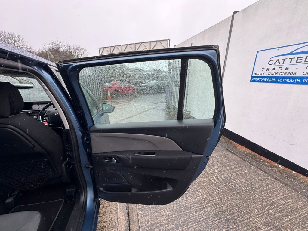 Used Citroen Grand C4 Picasso 2015 for sale - 77572006: Photo 16