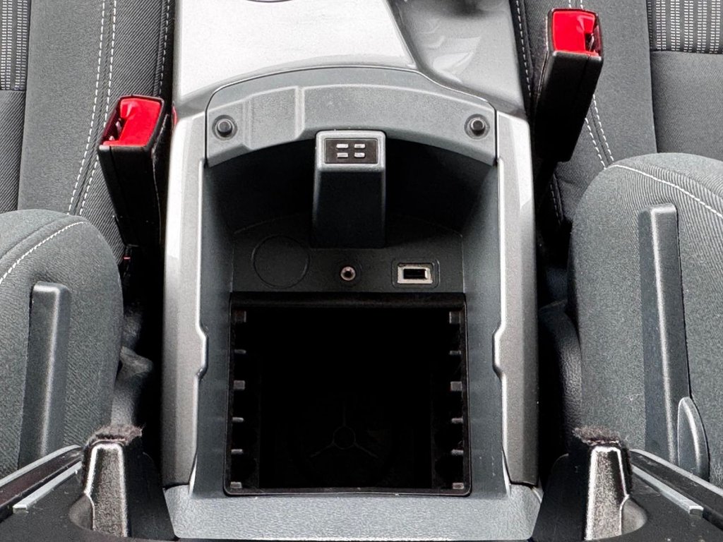 Used Ford C-Max 2015 for sale - 78083140: Photo 22