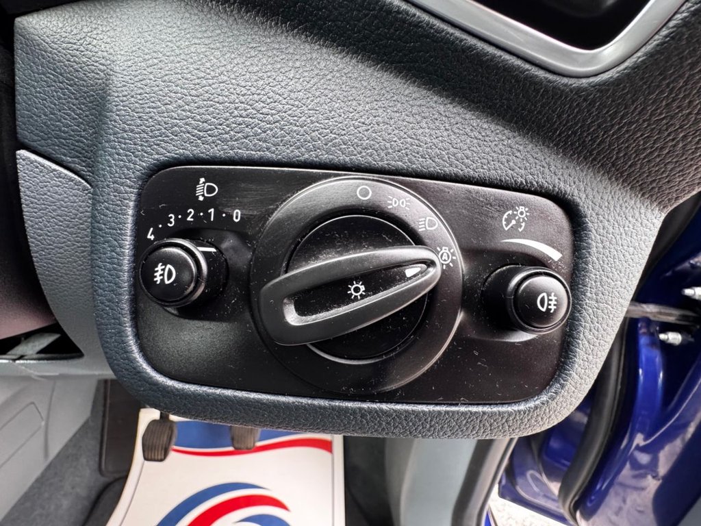 Used Ford C-Max 2015 for sale - 78083140: Photo 39