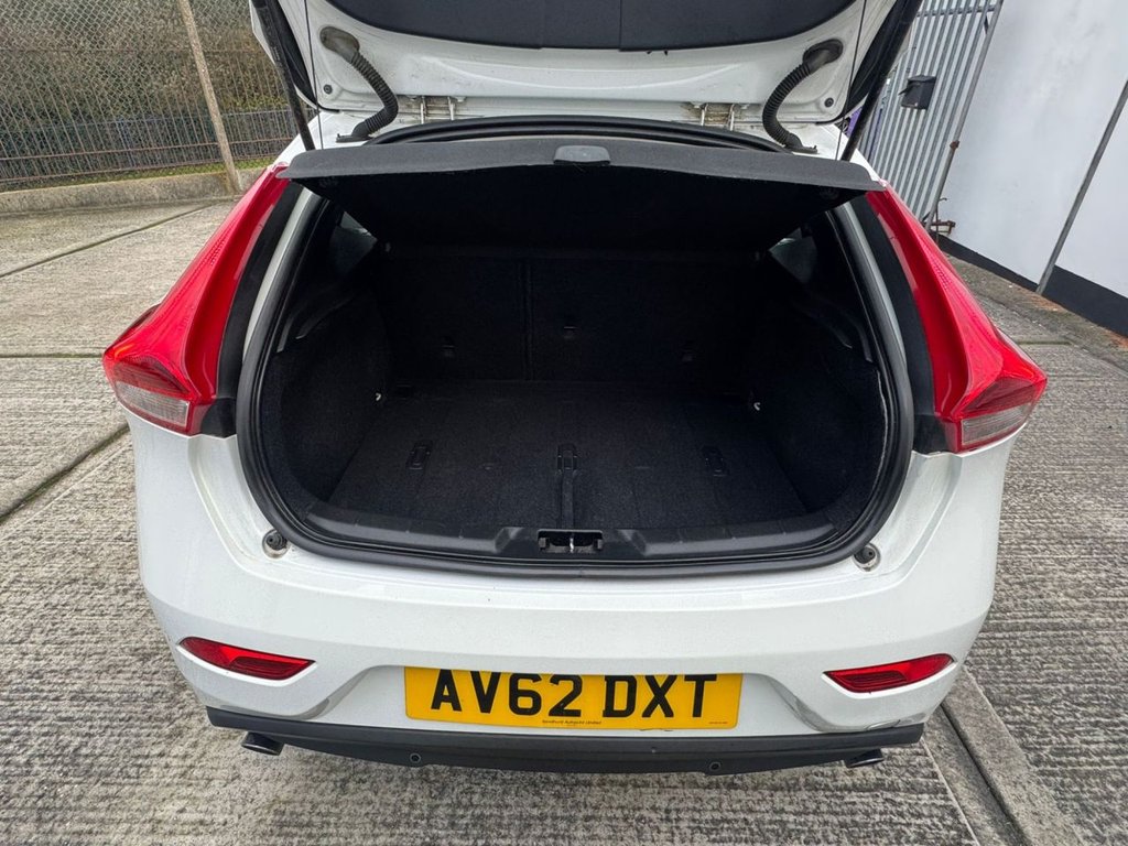 Used Volvo V40 2012 for sale - 77981497: Photo 5