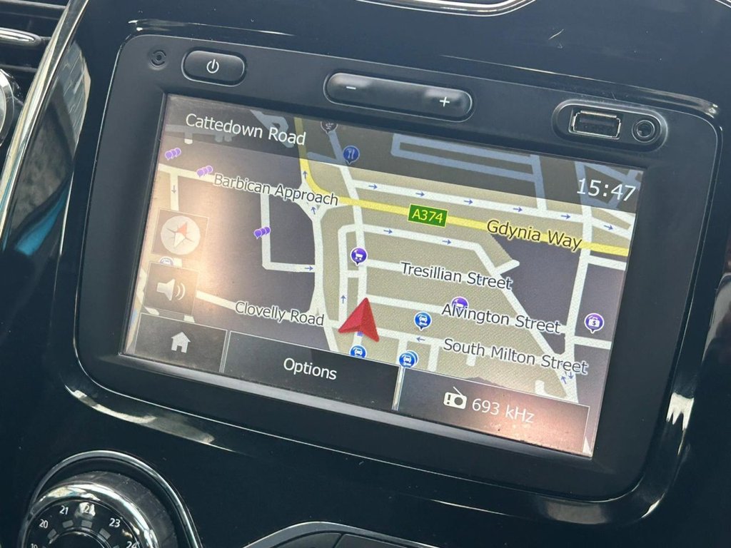 Used Renault Captur 2015 for sale - 77427780: Photo 44