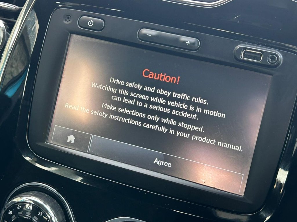 Used Renault Captur 2015 for sale - 77427780: Photo 45