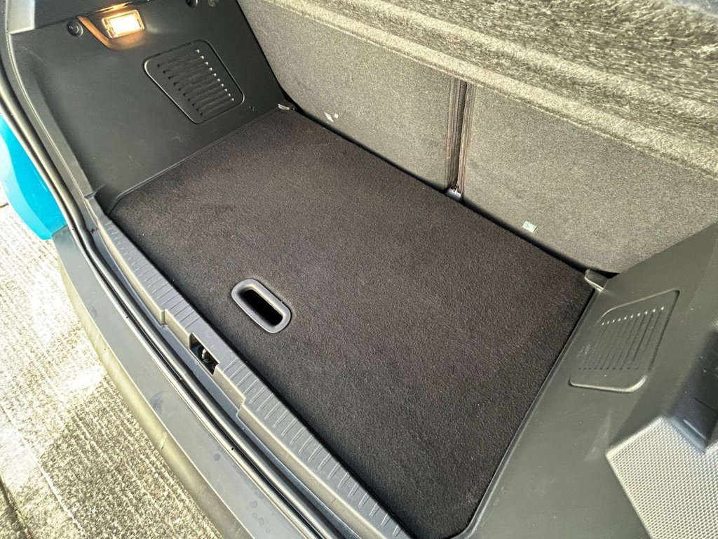 Used Renault Captur 2015 for sale - 77427780: Photo 6