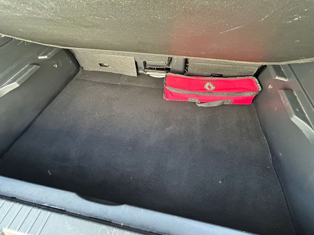 Used Renault Captur 2015 for sale - 77427780: Photo 7