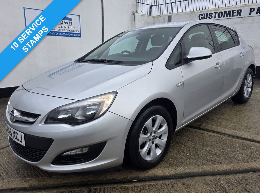 Used Vauxhall Astra 2015 for sale - 76883352: Photo 1