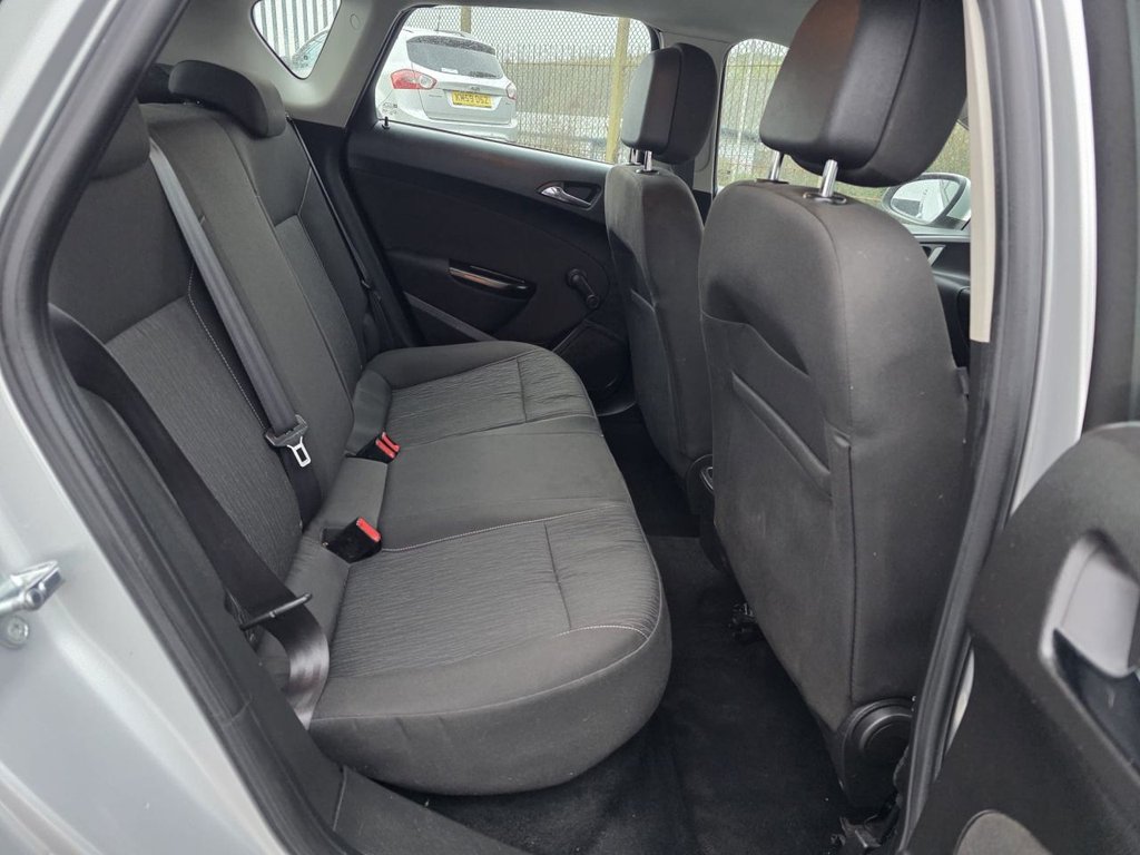 Used Vauxhall Astra 2015 for sale - 76883352: Photo 13