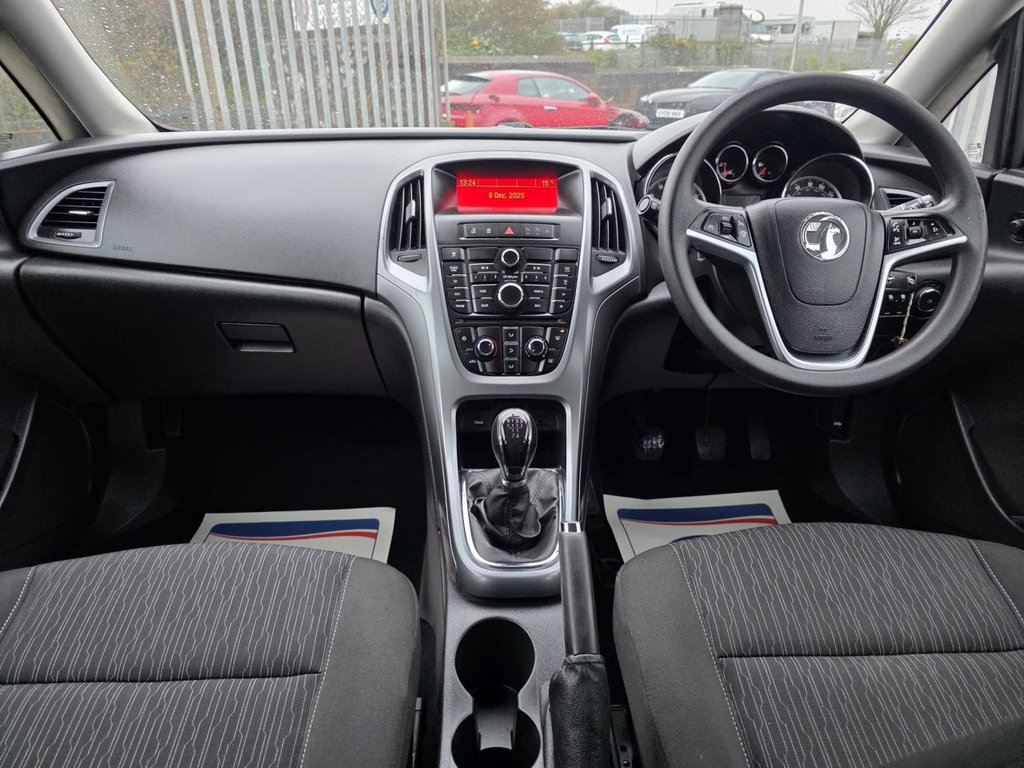 Used Vauxhall Astra 2015 for sale - 76883352: Photo 17