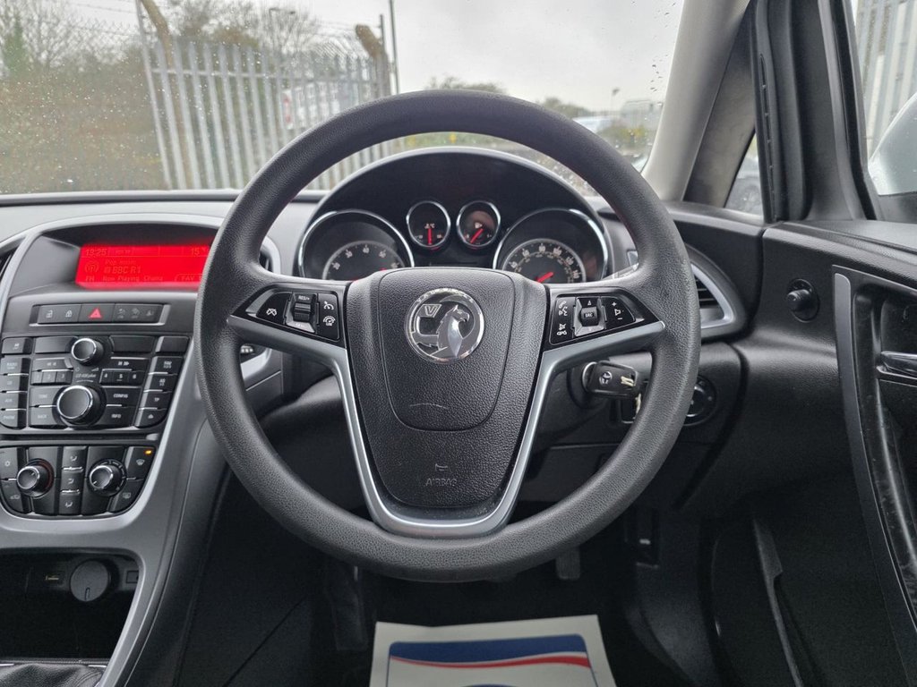 Used Vauxhall Astra 2015 for sale - 76883352: Photo 21