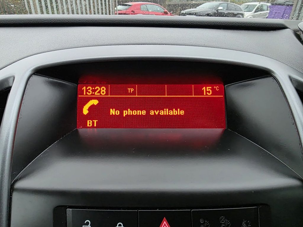 Used Vauxhall Astra 2015 for sale - 76883352: Photo 33