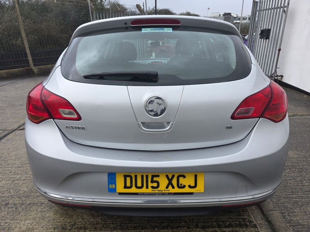 Used Vauxhall Astra 2015 for sale - 76883352: Photo 5