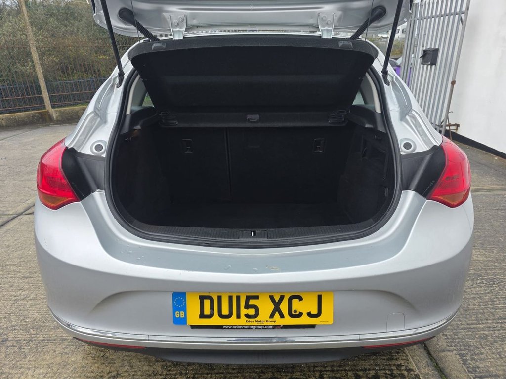 Used Vauxhall Astra 2015 for sale - 76883352: Photo 6