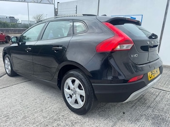 Used Volvo V40 2015 for sale - 78272368: Photo