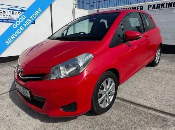 Used Toyota Yaris 2013 for sale - 74272786: Photo 1