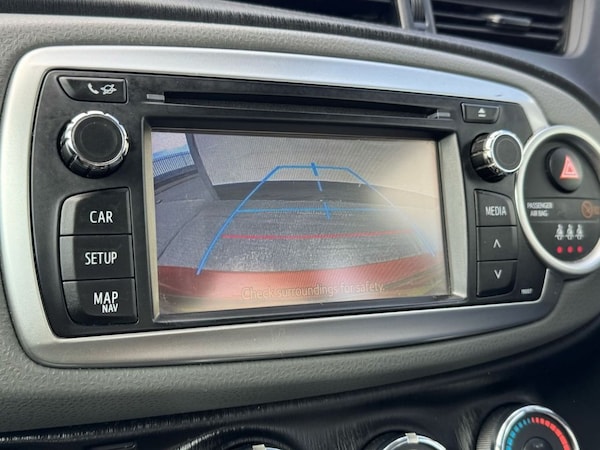 Used Toyota Yaris 2013 for sale - 74272786: Photo 30