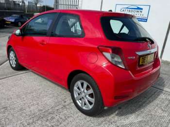 Used Toyota Yaris 2013 for sale - 74272786: Photo