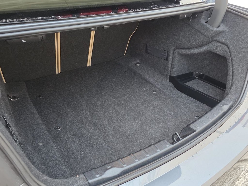 Used BMW 3 Series 2014 for sale - 76430384: Photo 9