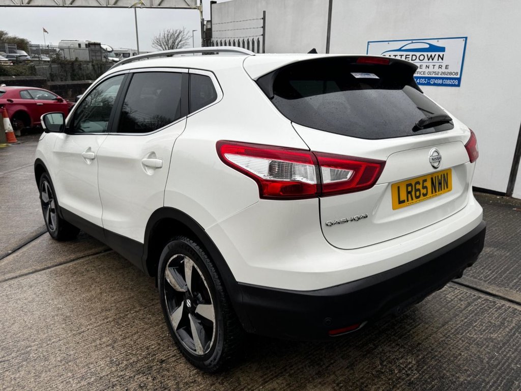 Used Nissan Qashqai 2015 for sale - 77263728: Photo 3