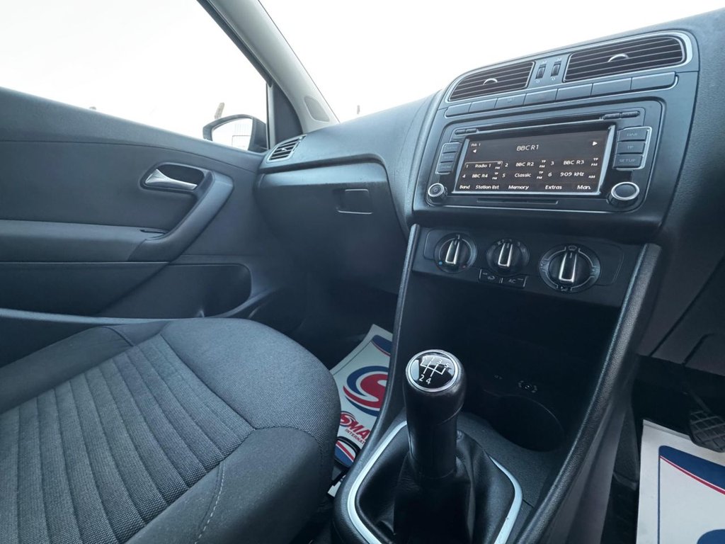 Used Volkswagen Polo 2011 for sale - 76962675: Photo 28