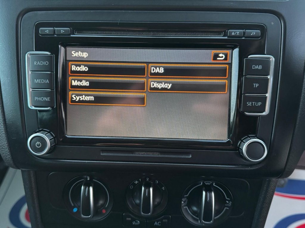 Used Volkswagen Polo 2011 for sale - 76962675: Photo 35