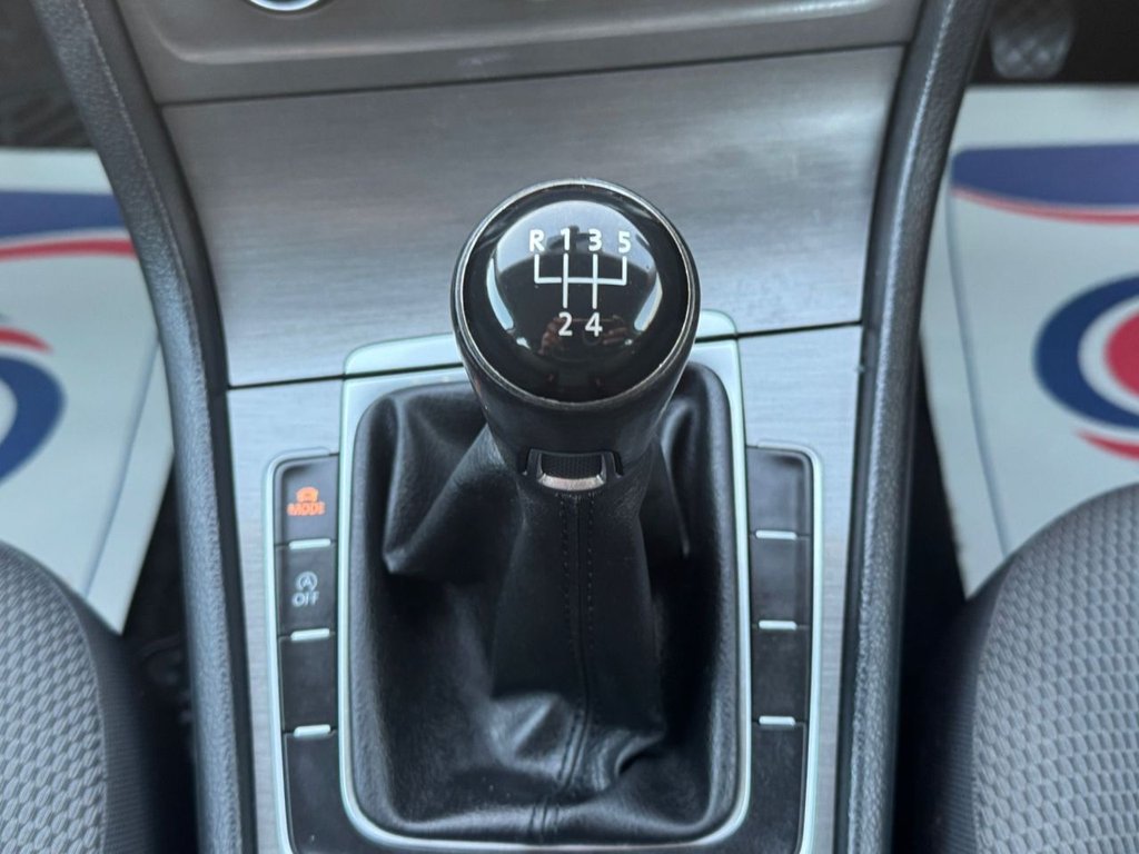 Used Volkswagen Golf 2013 for sale - 76610256: Photo 24