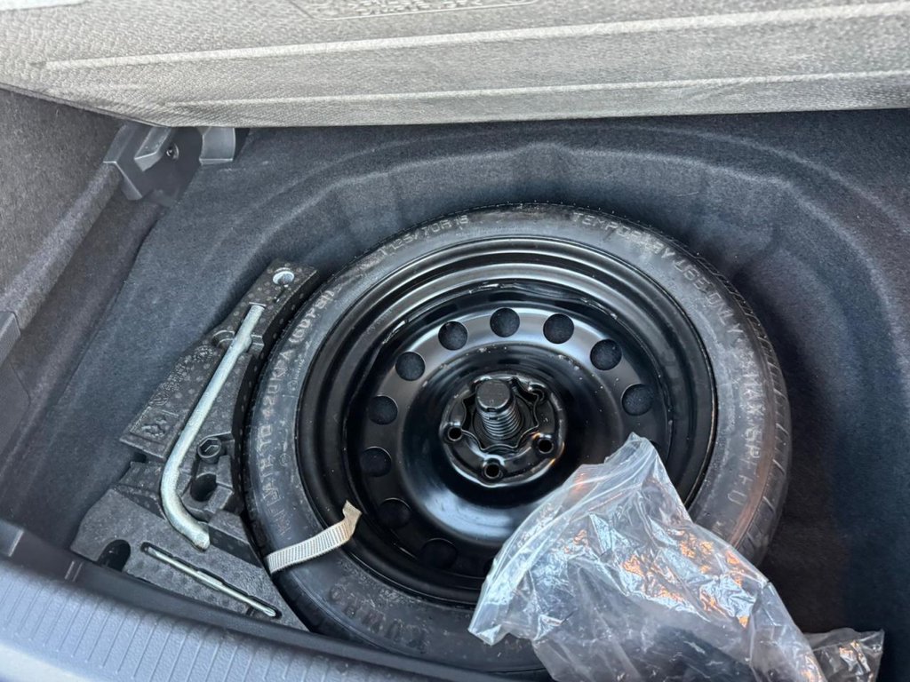 Used Volkswagen Golf 2013 for sale - 76610256: Photo 8