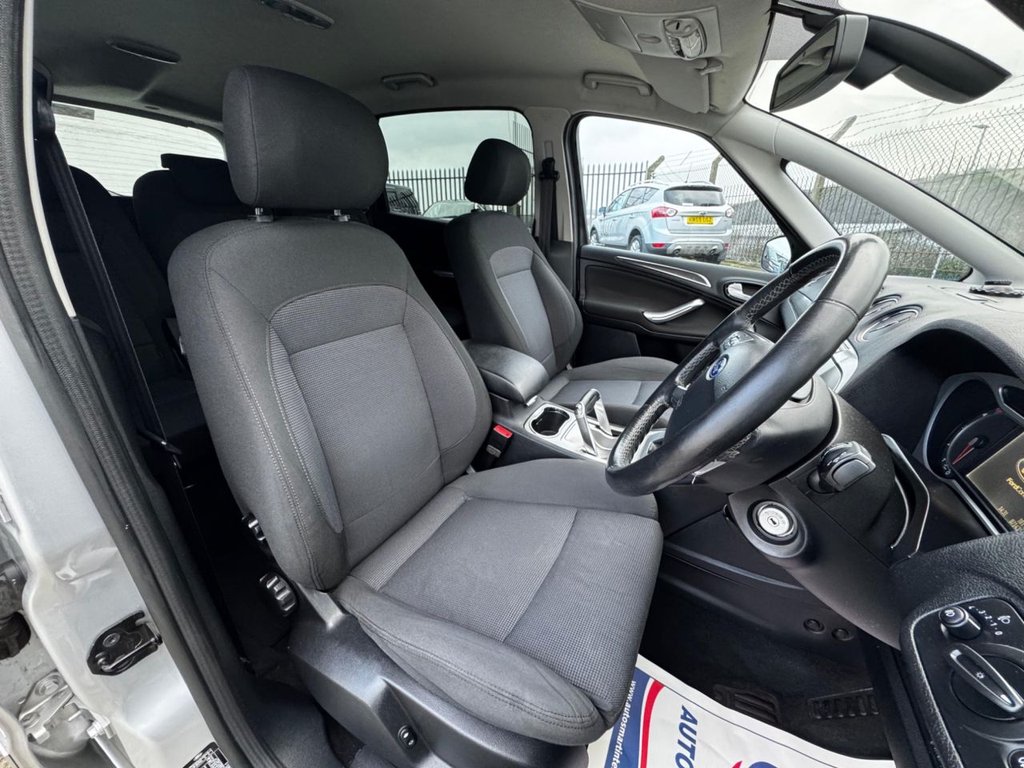 Used Ford S-Max 2009 for sale - 76848310: Photo 31