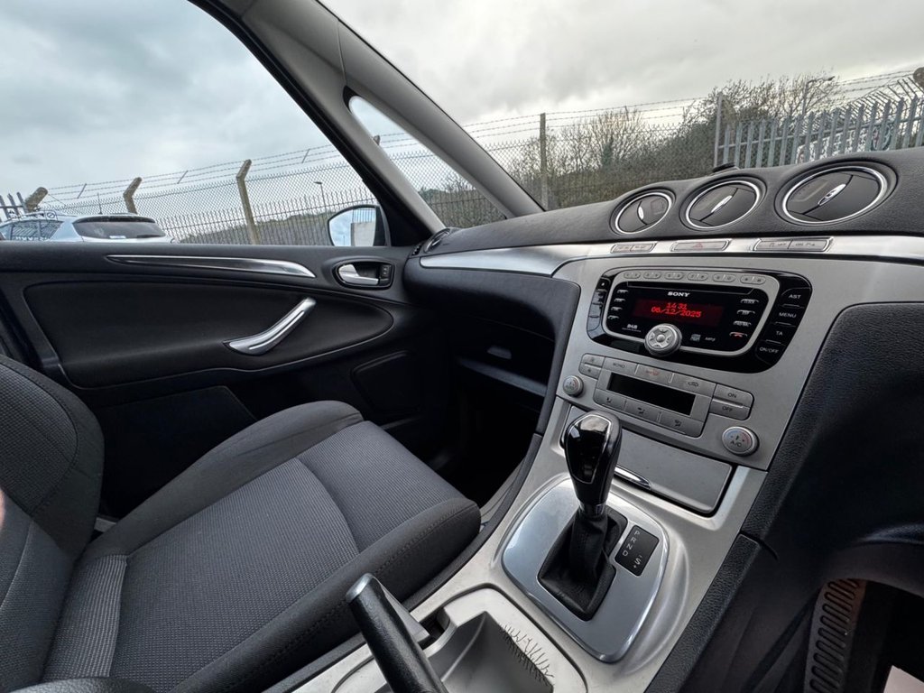 Used Ford S-Max 2009 for sale - 76848310: Photo 33