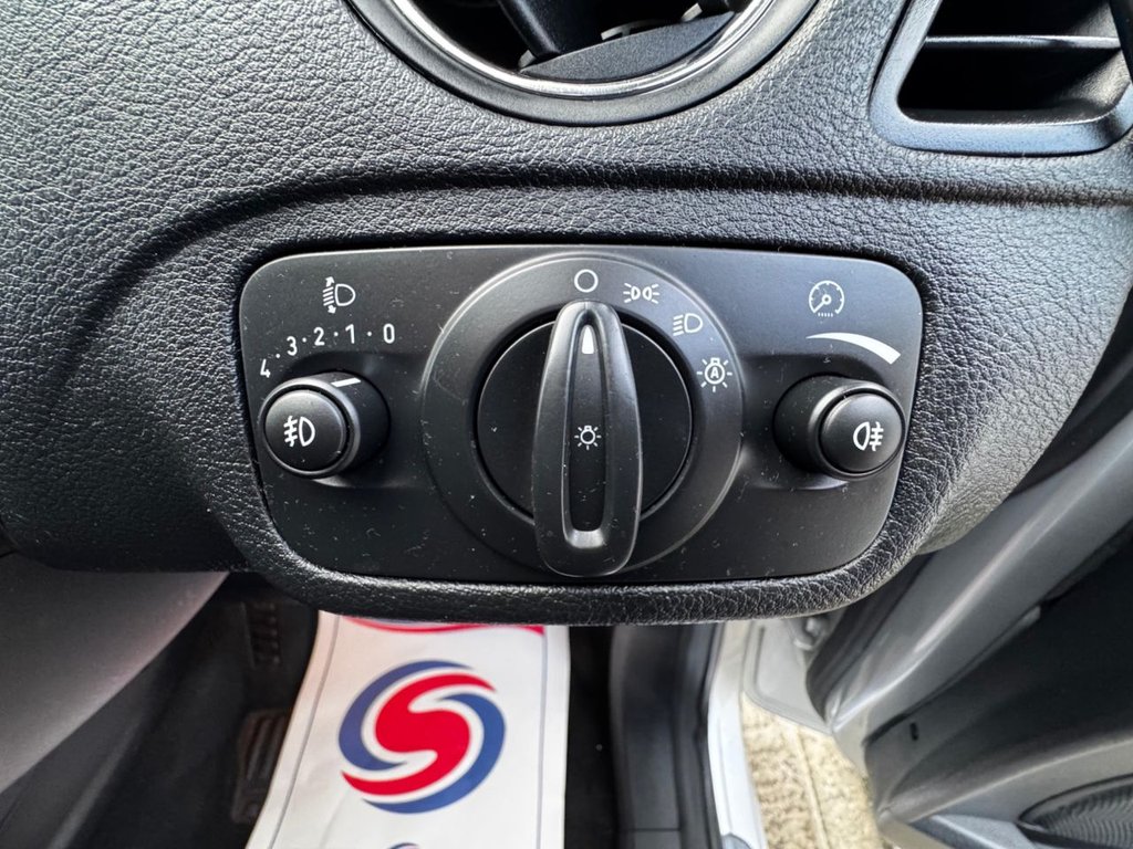 Used Ford S-Max 2009 for sale - 76848310: Photo 37