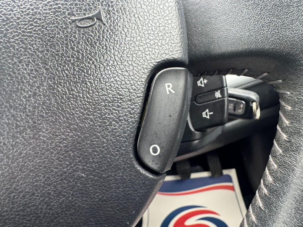 Used Renault Clio 2010 for sale - 78124459: Photo 22