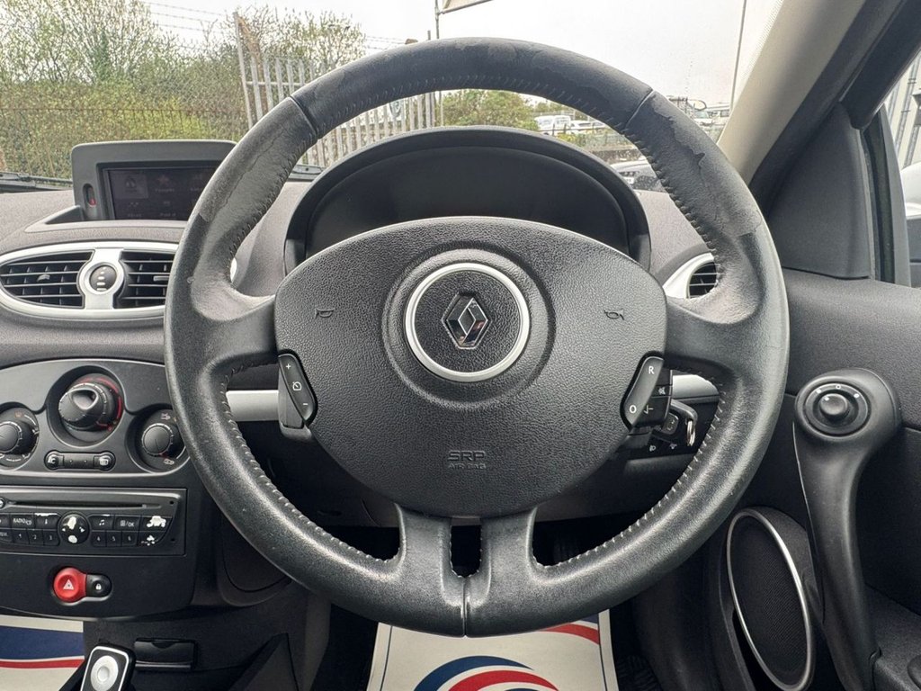 Used Renault Clio 2010 for sale - 78124459: Photo 25