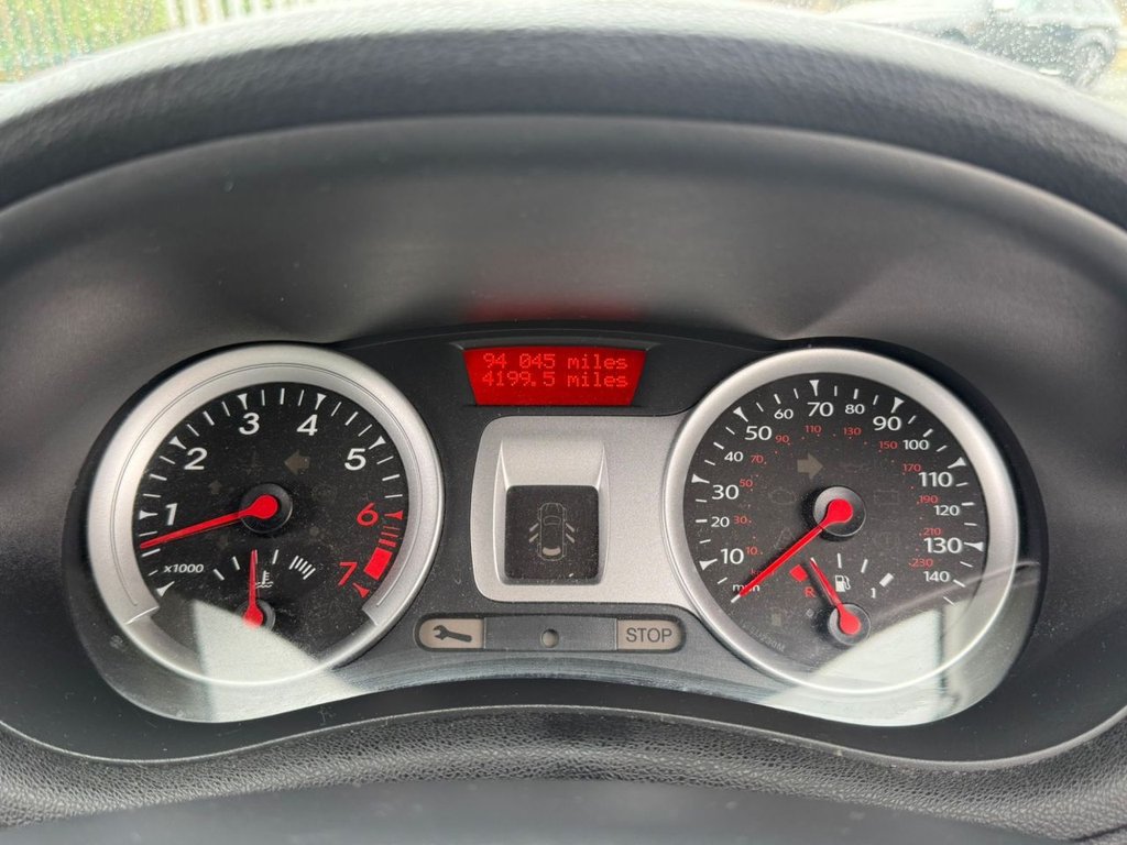 Used Renault Clio 2010 for sale - 78124459: Photo 38