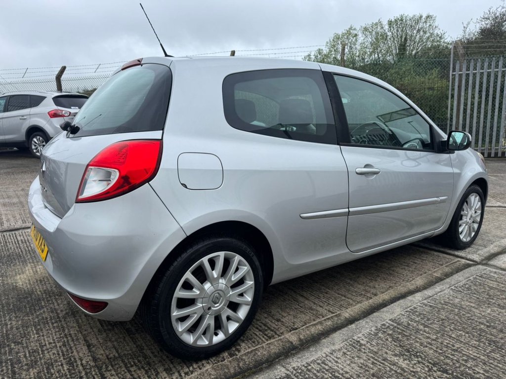 Used Renault Clio 2010 for sale - 78124459: Photo 6