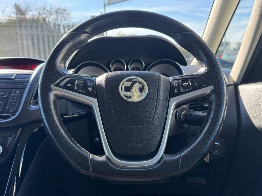 Used Vauxhall Zafira 2015 for sale - 77941762: Photo 32