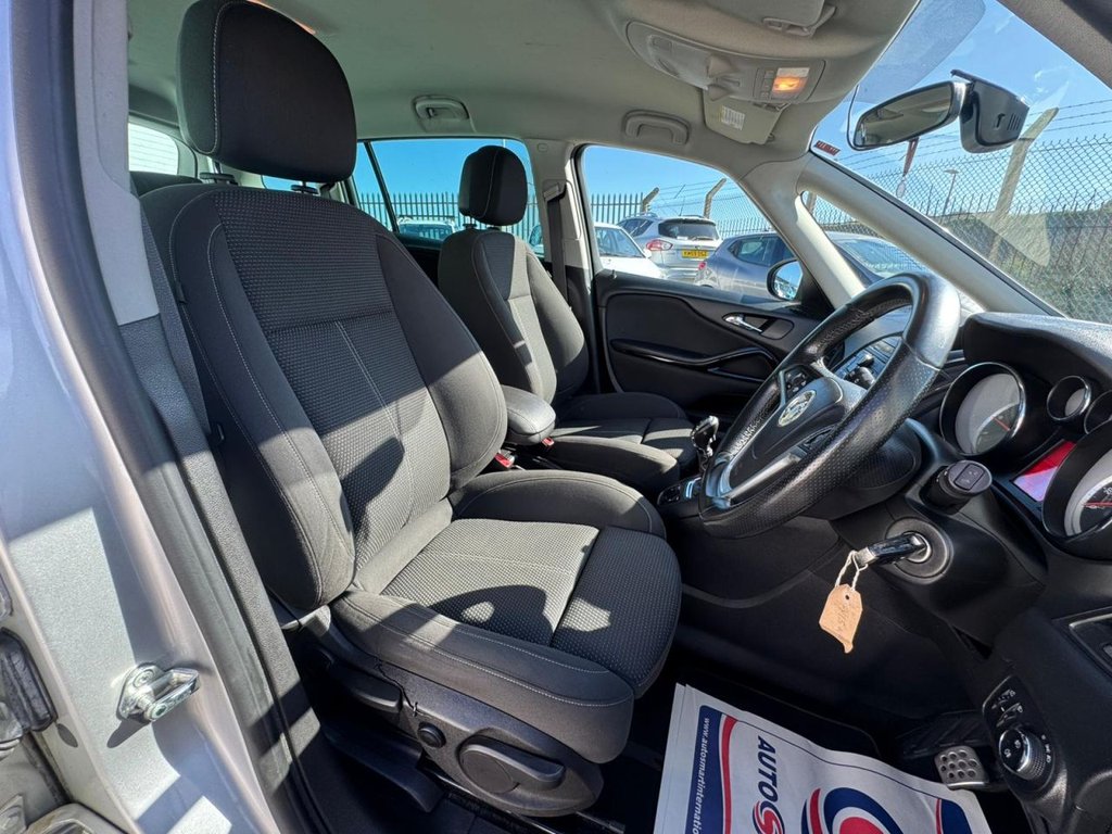 Used Vauxhall Zafira 2015 for sale - 77941762: Photo 38