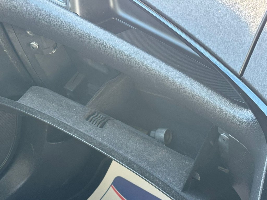 Used Vauxhall Zafira 2015 for sale - 77941762: Photo 44