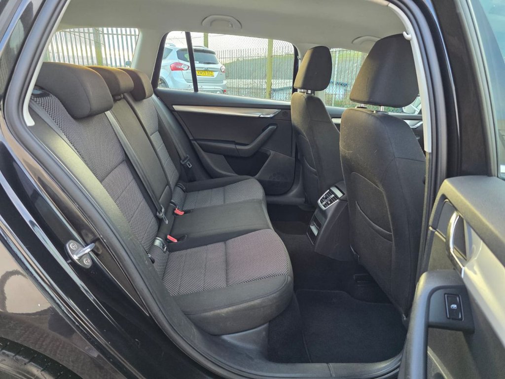 Used Skoda Octavia 2015 for sale - 76950560: Photo 16