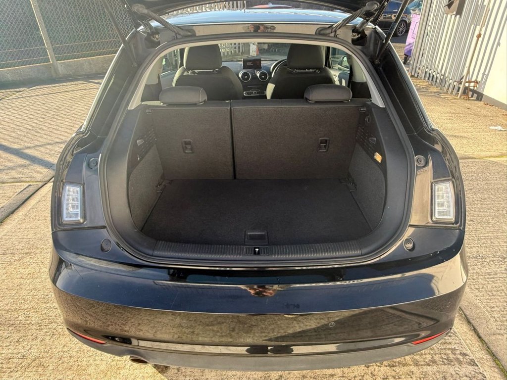 Used Audi A1 2018 for sale - 76660619: Photo 8