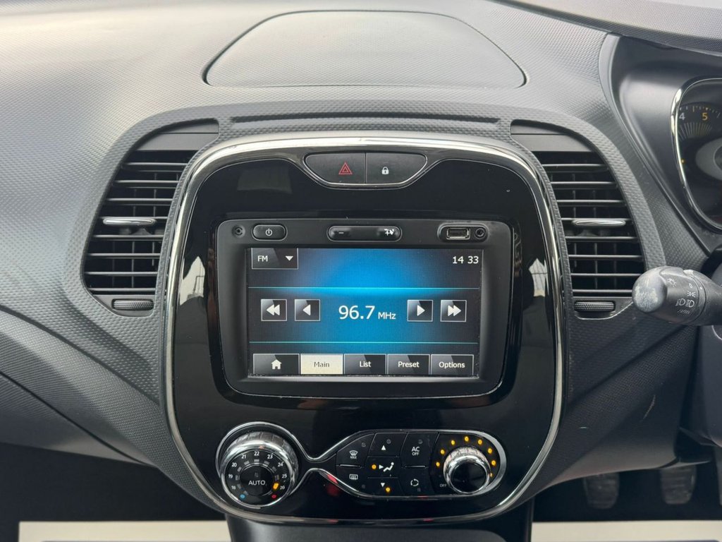 Used Renault Captur 2014 for sale - 77280789: Photo 24