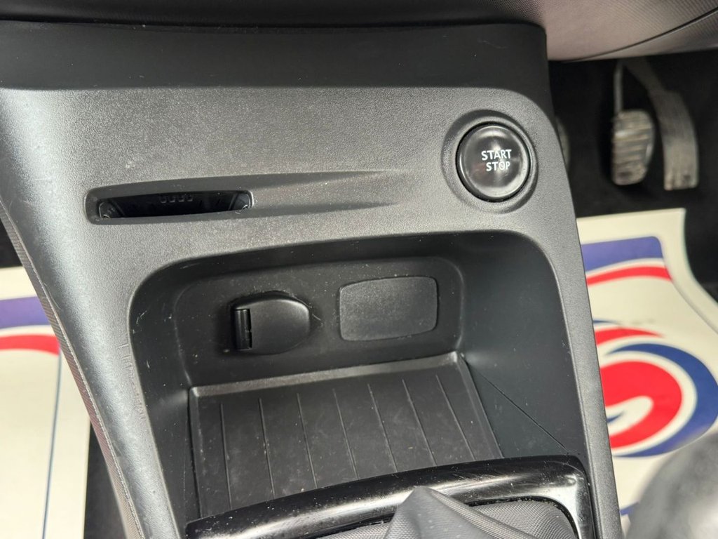 Used Renault Captur 2014 for sale - 77280789: Photo 25