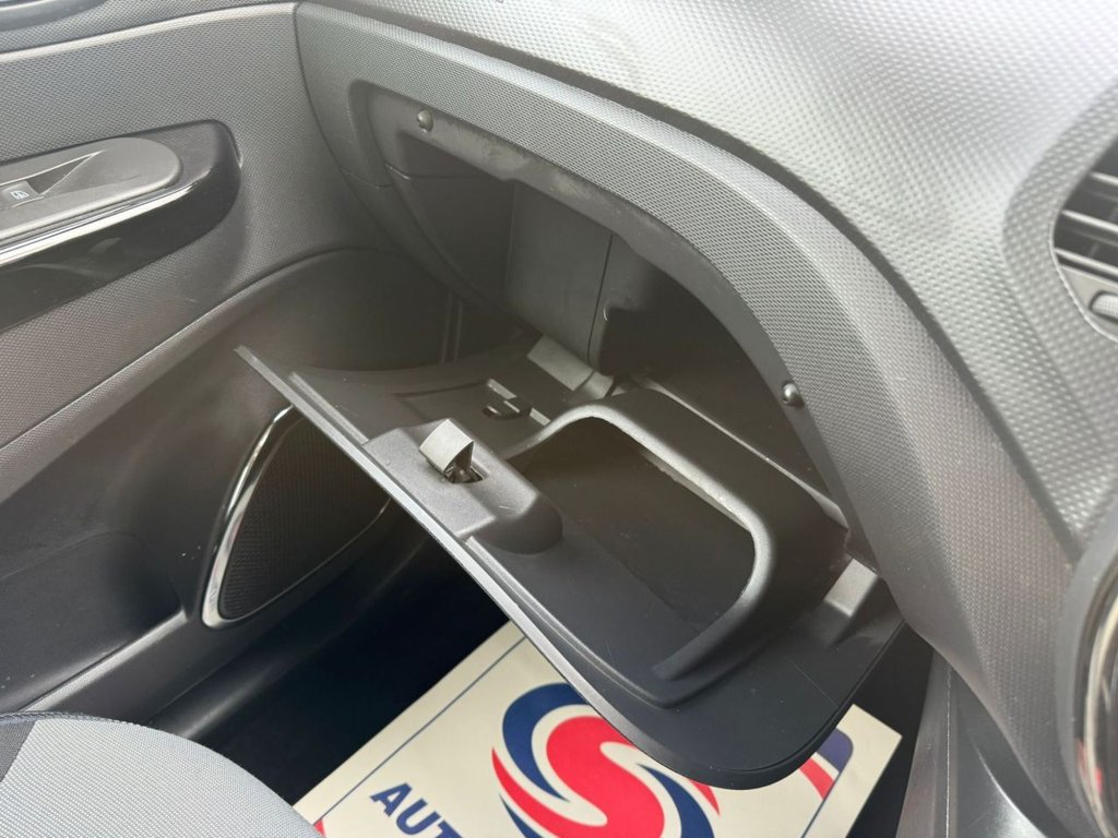 Used Renault Captur 2014 for sale - 77280789: Photo 38