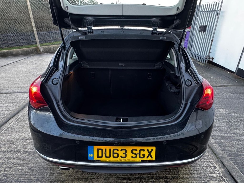 Used Vauxhall Astra 2013 for sale - 77313632: Photo 6