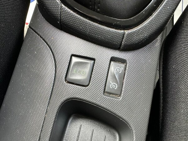 Used Renault Clio 2014 for sale - 74922445: Photo 21