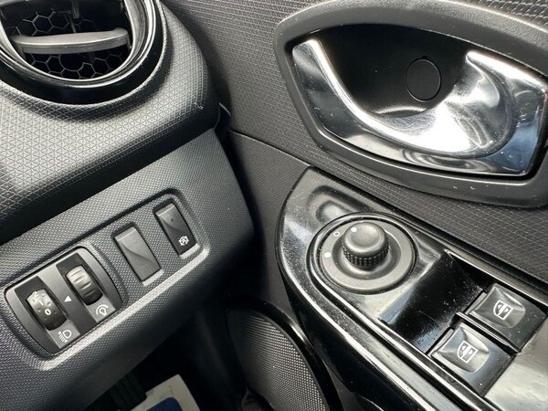 Used Renault Clio 2014 for sale - 74922445: Photo 24